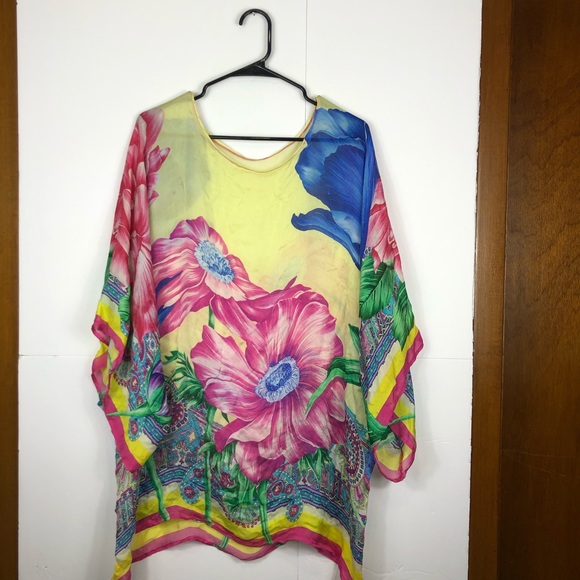 Tops - Vibrant Floral 100% Silk Poncho Sz L